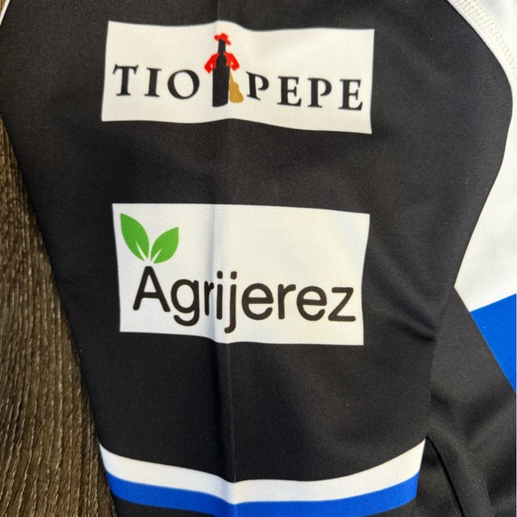 Spain Rugby Jersey - Picture 3 of 6